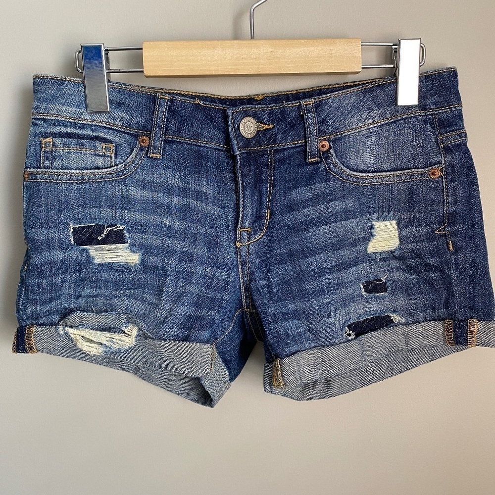 Aeropostale Midi Women's Denim Rolled Hem Ripped‎ Jean Shorts Size 2